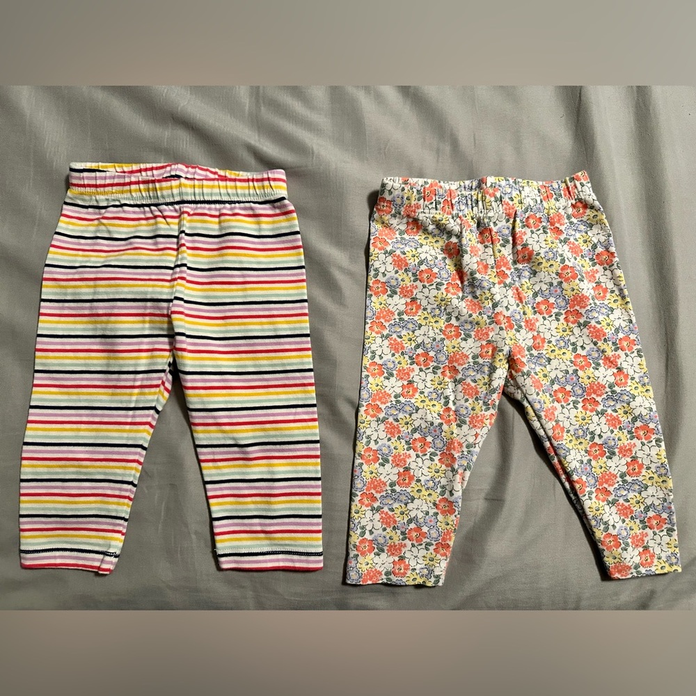 Baby Gap baby girl leggings 3-6 months, two pairs